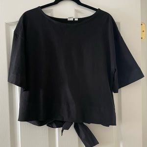 Loose fitted, black GAP tee! Only worn twice and is super soft!
